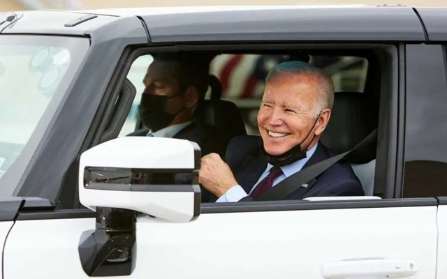 Cover Image for Biden administration tips-in $3b funding to boost lithium-ion batteries