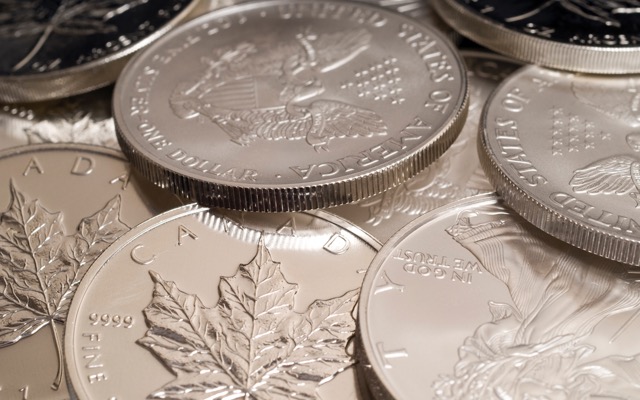 Cover Image for Western vaults drained of silver to meet soaring Indian demand