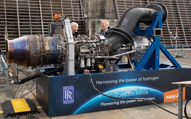 Cover Image for Rolls-Royce takes ‘major step’ in hydrogen-powered jet engine testing